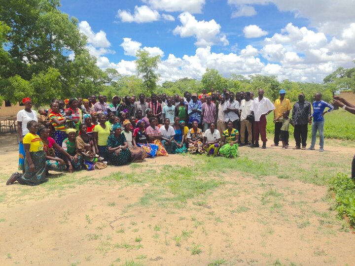 EWB-NU partner community members, Sindowe and Simulunda Zambia