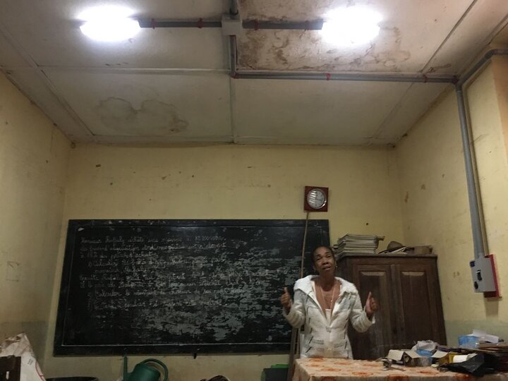 A classroom in Madagascar with lights powered by solar panels provided by EWB-NU